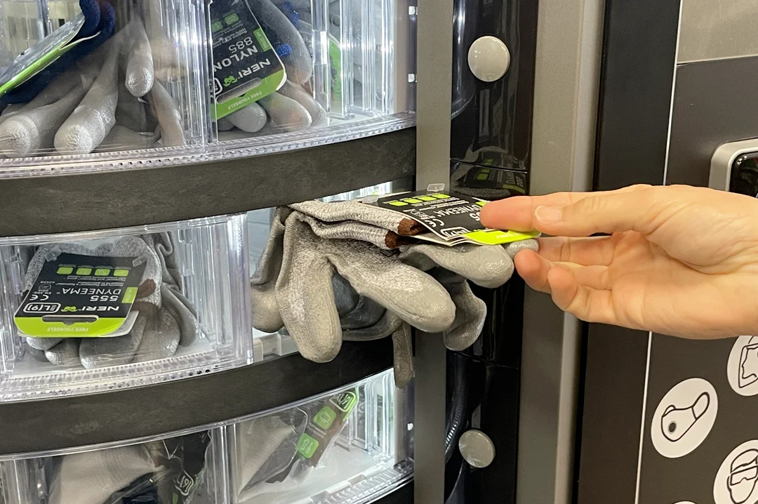 prelievo dispositivi di protezione DPI